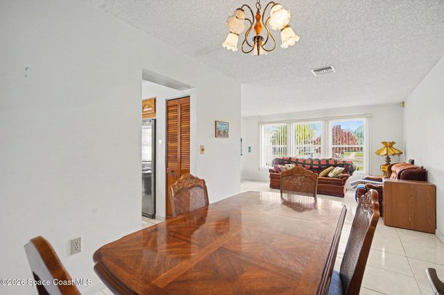 607 Dundee Circle, West Melbourne, FL 32904