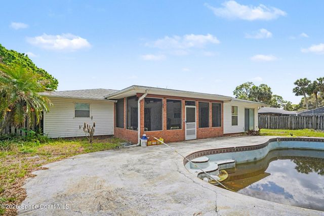607 Dundee Circle, West Melbourne, FL 32904