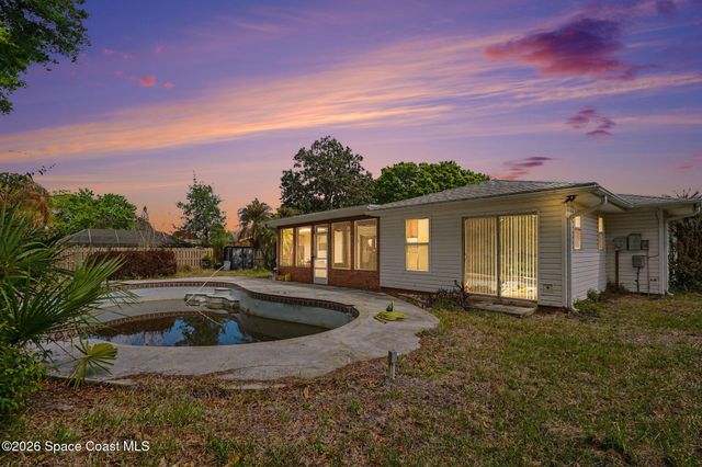 607 Dundee Circle, West Melbourne, FL 32904