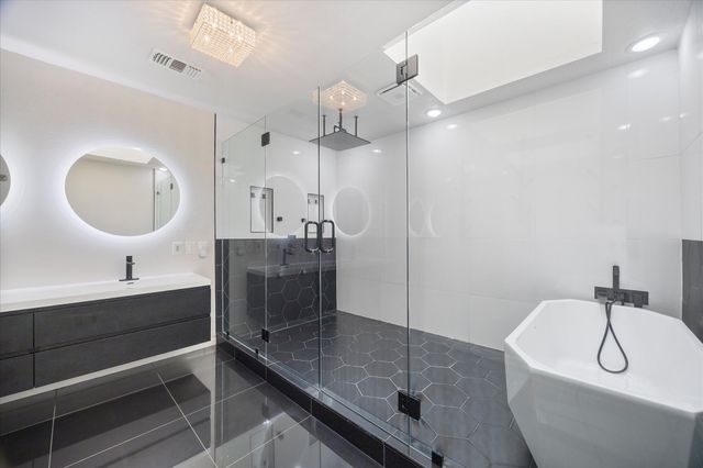 7401 Stillwater Court, Garland, TX 75044