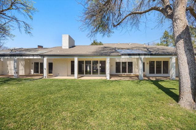 7401 Stillwater Court, Garland, TX 75044