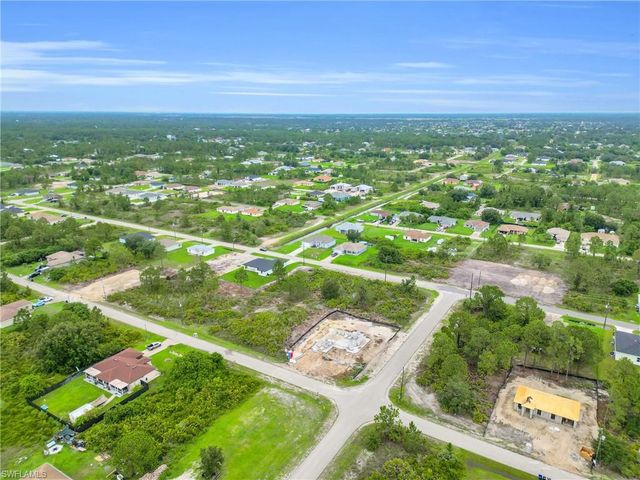 2718 42nd ST W, Lehigh Acres, FL 33971