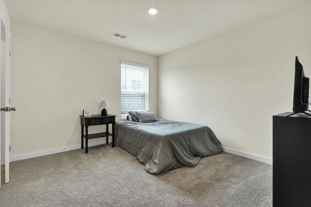 19 Quarter Street, Rossville, GA 30741