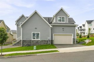 38 Van Arsdale Road, Monroe, NY 10950