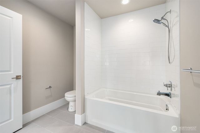17254 NE 113th Court, Redmond, WA 98052