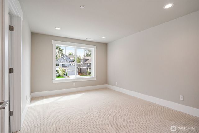 17254 NE 113th Court, Redmond, WA 98052