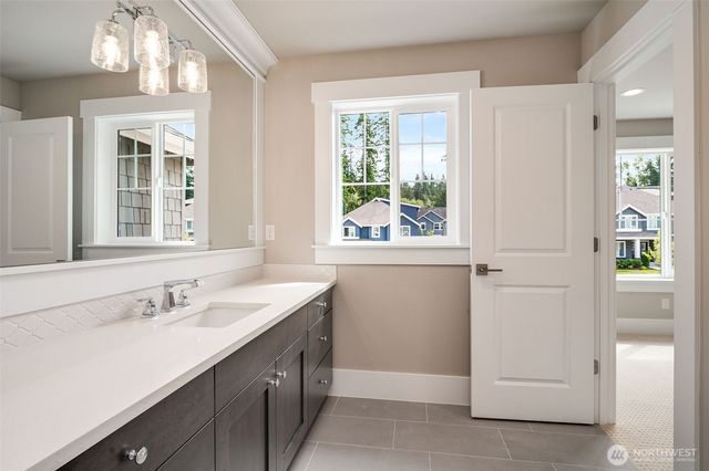 17254 NE 113th Court, Redmond, WA 98052