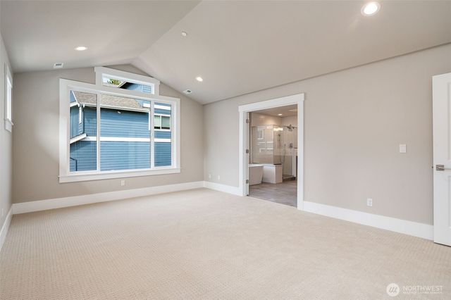 17254 NE 113th Court, Redmond, WA 98052