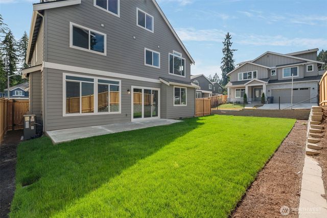 17254 NE 113th Court, Redmond, WA 98052