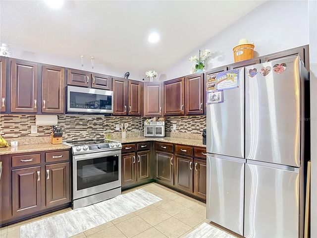 6328 SPARKLING WAY, Wesley Chapel, FL 33545