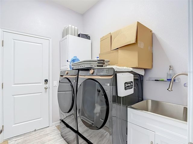 6328 SPARKLING WAY, Wesley Chapel, FL 33545