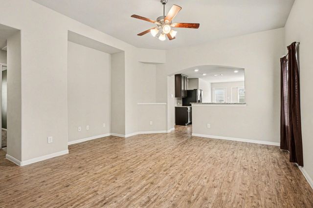 529 Rosebank Trail Lane, La Marque, TX 77568