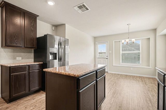 529 Rosebank Trail Lane, La Marque, TX 77568