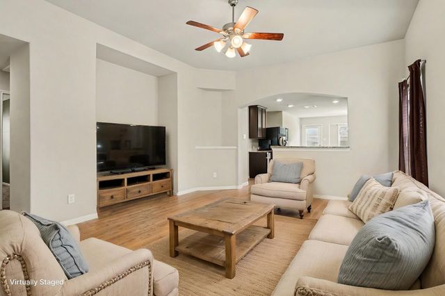 529 Rosebank Trail Lane, La Marque, TX 77568