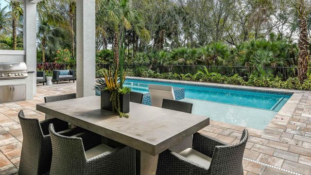 5520 Renoir Place, Palm Beach Gardens, FL 33418