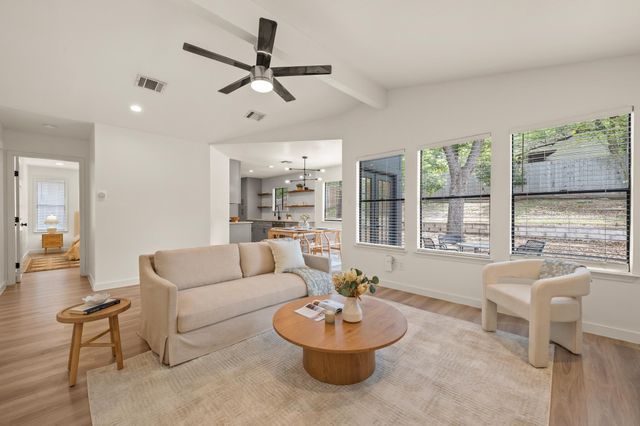 12107 Shropshire BLVD, Austin, TX 78753