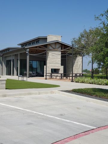 10430 Starfire Yellow Drive, Richmond, TX 77406