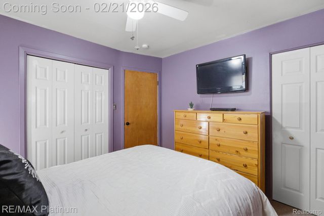 35071 Barton Street, Westland, MI 48185