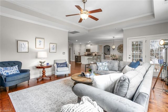 3305 Waterford Glen Lane, Clemmons, NC 27012