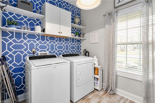 3305 Waterford Glen Lane, Clemmons, NC 27012