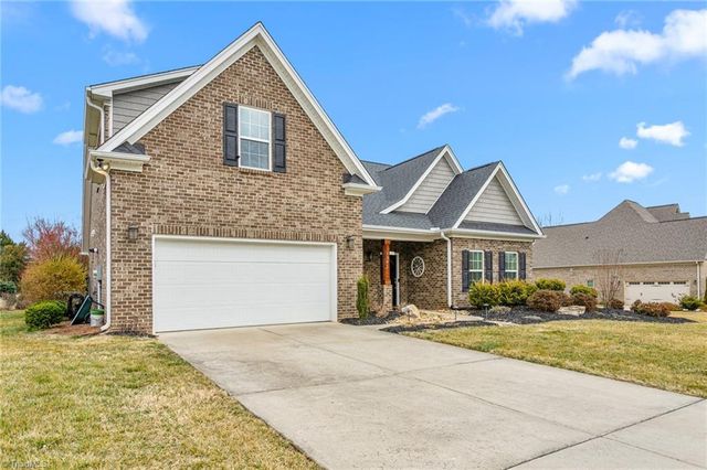 3305 Waterford Glen Lane, Clemmons, NC 27012