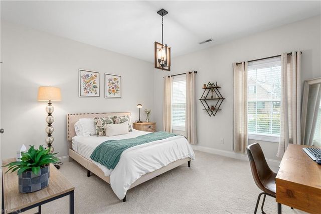 3305 Waterford Glen Lane, Clemmons, NC 27012