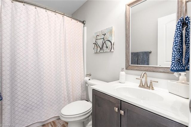 3305 Waterford Glen Lane, Clemmons, NC 27012