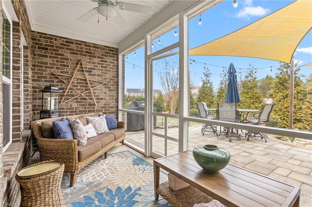 3305 Waterford Glen Lane, Clemmons, NC 27012