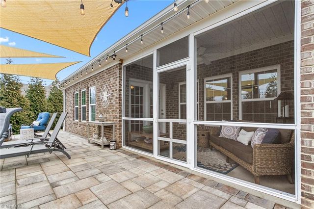 3305 Waterford Glen Lane, Clemmons, NC 27012