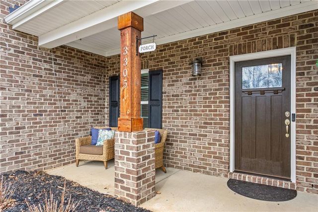 3305 Waterford Glen Lane, Clemmons, NC 27012