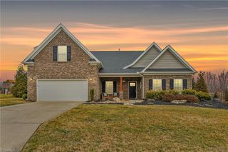 3305 Waterford Glen Lane, Clemmons, NC 27012