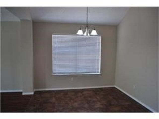 325 Angelina Drive, Arlington, TX 76018