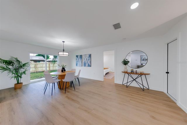 7026 68TH AVENUE N, Pinellas Park, FL 33781