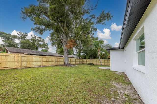 7026 68TH AVENUE N, Pinellas Park, FL 33781