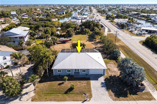 3557 Sea Holly LN, St. James City, FL 33956