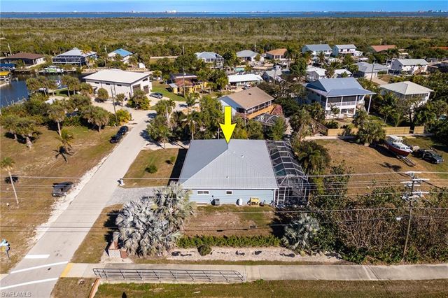 3557 Sea Holly LN, St. James City, FL 33956