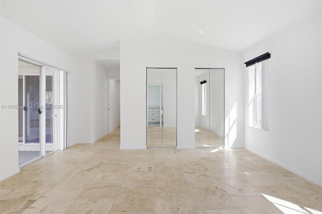 922 Falling Water Rd 922, Weston, FL 33326