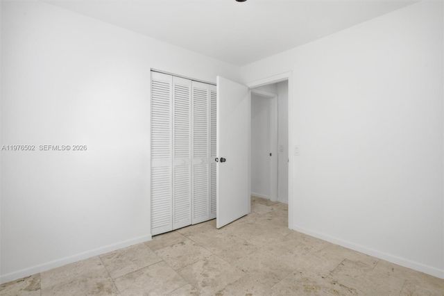 922 Falling Water Rd 922, Weston, FL 33326