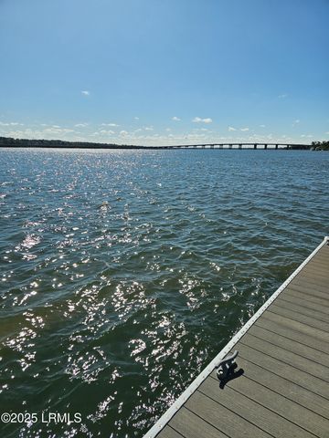 2 Wrights Point Circle, Beaufort, SC 29902