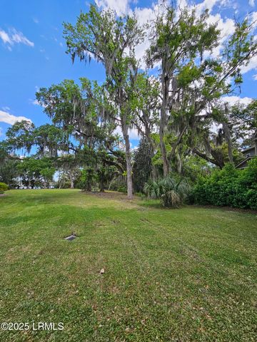 2 Wrights Point Circle, Beaufort, SC 29902