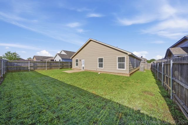 16043 S 88th East Avenue, Bixby, OK 74008