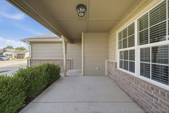 16043 S 88th East Avenue, Bixby, OK 74008
