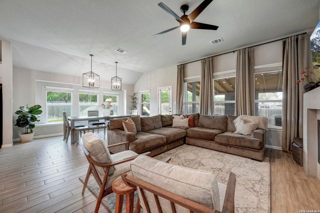 5311 Green Brush, Bulverde, TX 78163
