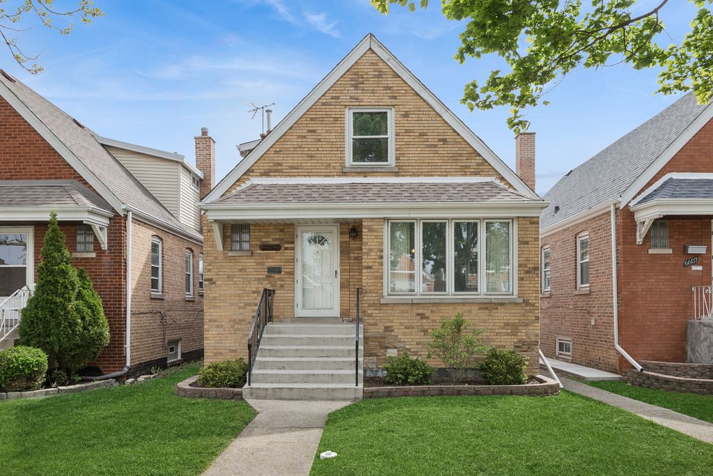 6605 S Kolin Avenue, Chicago, IL 60629