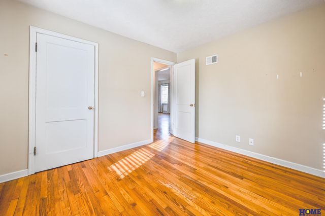 2645 N 57th Street, Lincoln, NE 68507