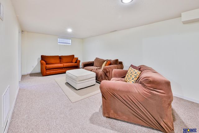 2645 N 57th Street, Lincoln, NE 68507