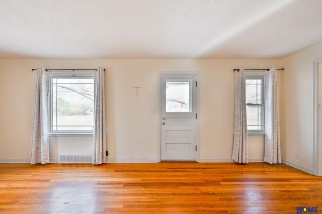 2645 N 57th Street, Lincoln, NE 68507