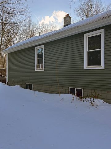 137 Mapleshade Ave, East Longmeadow, MA 01028