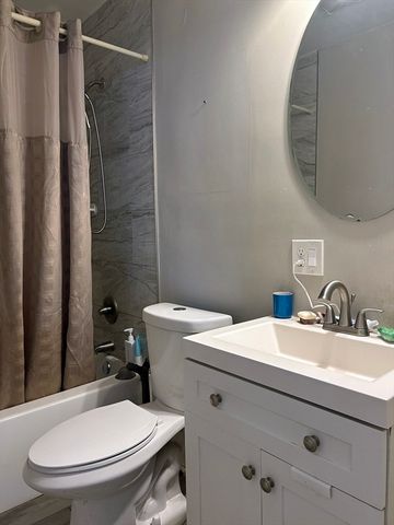 137 Mapleshade Ave, East Longmeadow, MA 01028