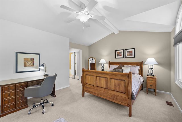 2119 Rochelle Park Drive, Rochester Hills, MI 48309